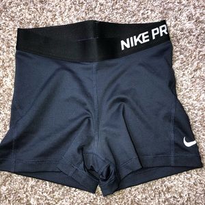 women’s nike pros